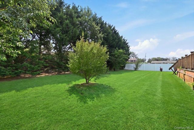 244 Neptune Avenue, West Babylon, NY 11704