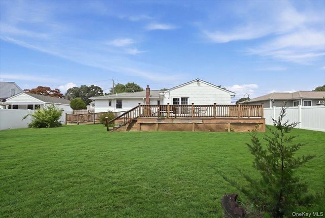 244 Neptune Avenue, West Babylon, NY 11704