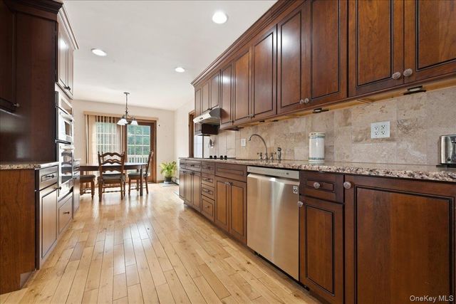 244 Neptune Avenue, West Babylon, NY 11704
