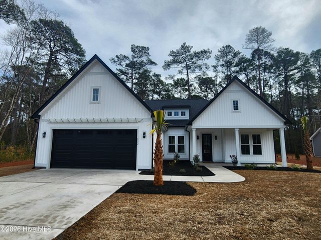 532 Briarwood Drive NW, Calabash, NC 28467