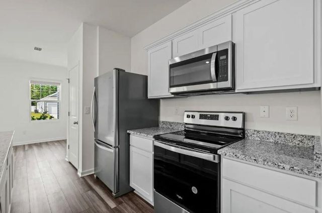 18200 Papuan CV, Elgin, TX 78621