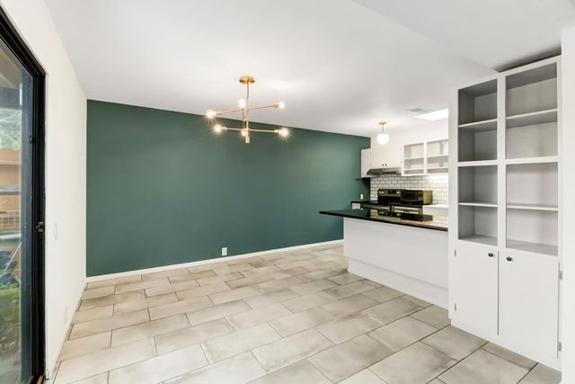 4709 McNeese Ct, Sacramento, CA 95841