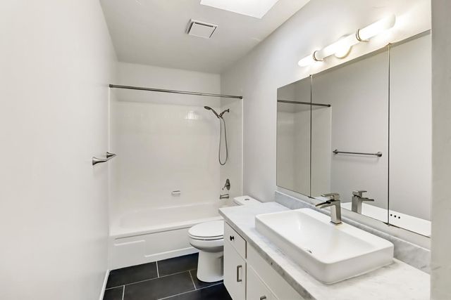 4709 McNeese Ct, Sacramento, CA 95841