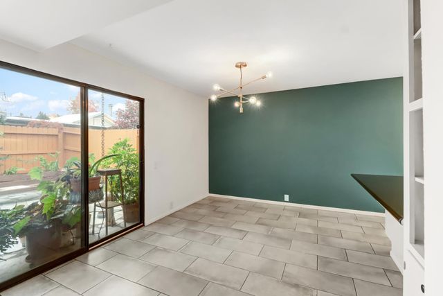 4709 McNeese Ct, Sacramento, CA 95841