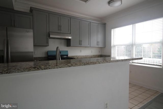 104 ELMCROFT BLVD, Rockville, MD 20850