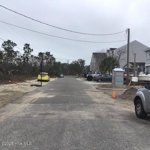 817 Kenneth Avenue, Carolina Beach, NC 28428