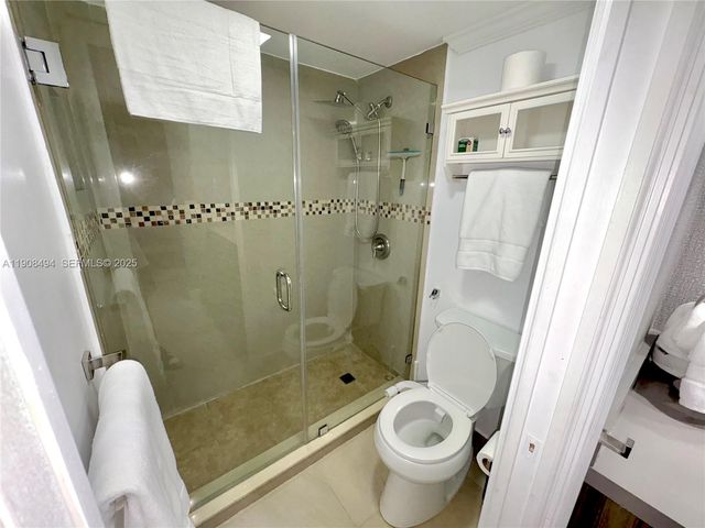 20500 W Country Club Drive 501, Aventura, FL 33180