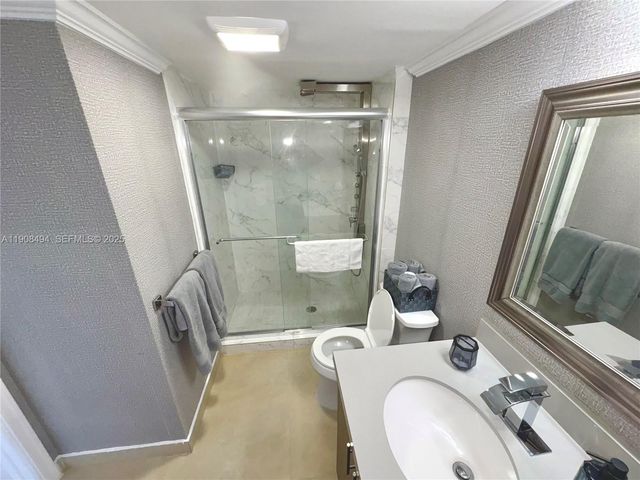 20500 W Country Club Drive 501, Aventura, FL 33180