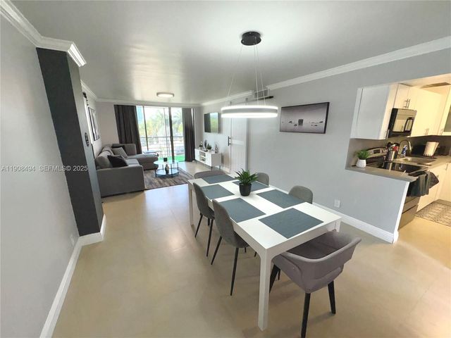 20500 W Country Club Drive 501, Aventura, FL 33180