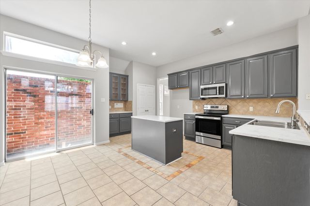 5432 Hidden Creek Lane, Frisco, TX 75036