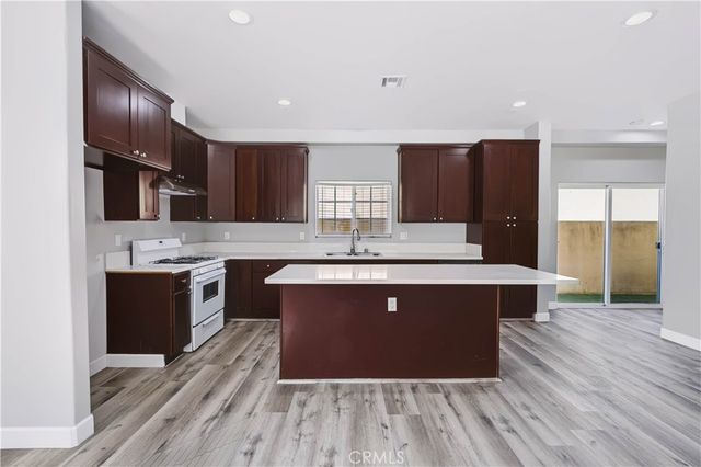 1420 S Euclid Ave B, Ontario, CA 91762