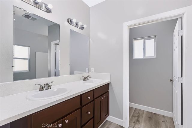 1420 S Euclid Ave B, Ontario, CA 91762