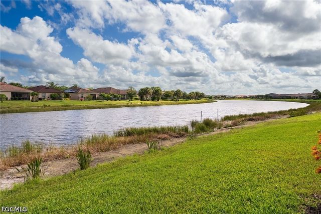 16013 Palmetto Prairie DR, Alva, FL 33920