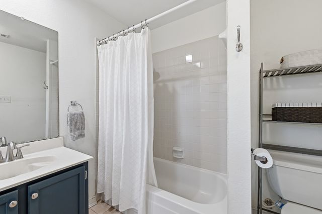 1814 Leafwood Court, Grapevine, TX 76051
