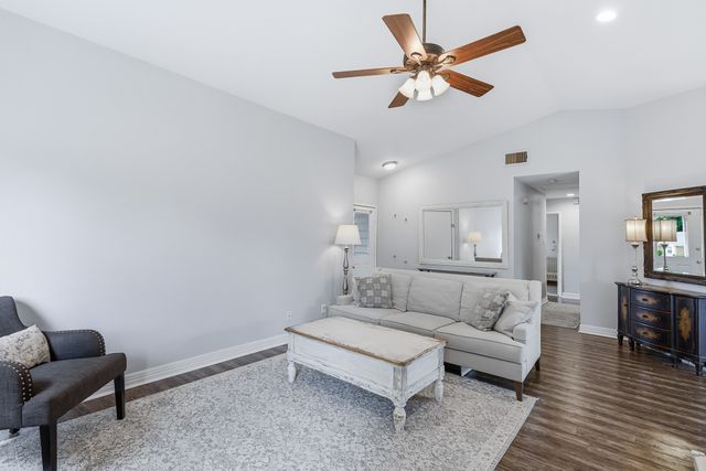 1814 Leafwood Court, Grapevine, TX 76051