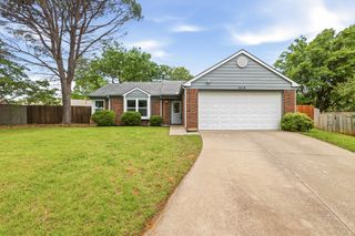 1814 Leafwood Court, Grapevine, TX 76051
