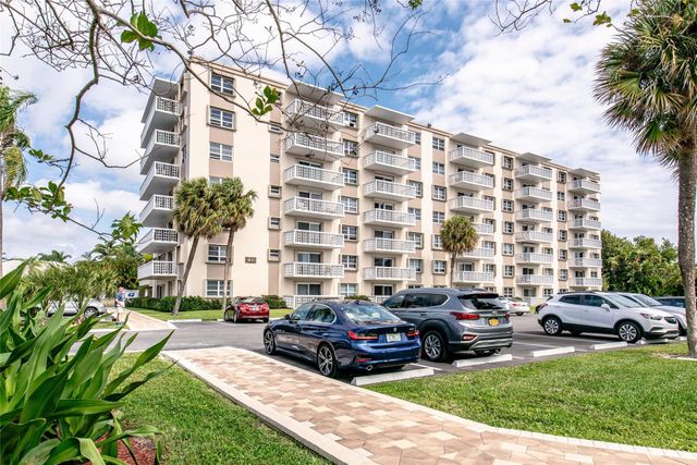 1831 NE 38th St 206, Fort Lauderdale, FL 33308
