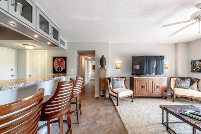 1831 NE 38th St 206, Fort Lauderdale, FL 33308