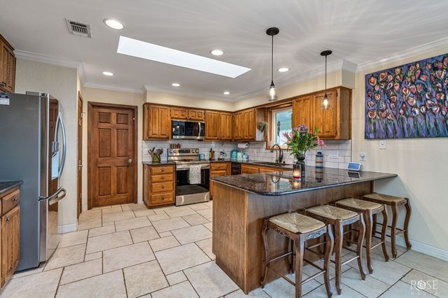 60 Loch Lomond Road, San Angelo, TX 76901