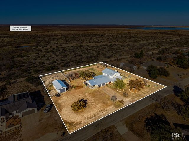 60 Loch Lomond Road, San Angelo, TX 76901