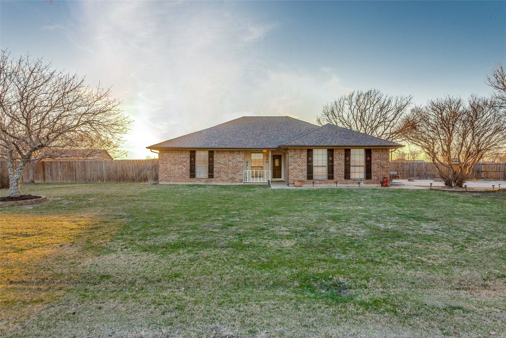 520 Deer Pond Drive, Willow Park, TX 76087