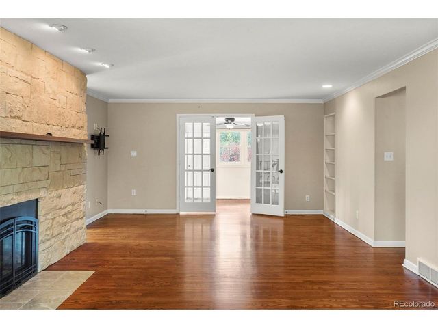 207 Pine Ave, Colorado Springs, CO 80906