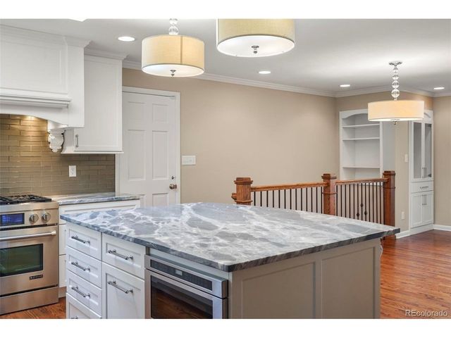 207 Pine Ave, Colorado Springs, CO 80906
