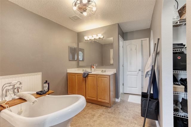 201 UNDERWOOD TRAIL, Palm Coast, FL 32164