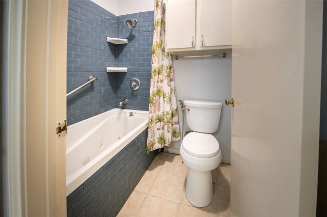 8055 Cambridge Street 101, Houston, TX 77054