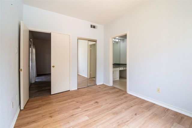 8055 Cambridge Street 101, Houston, TX 77054