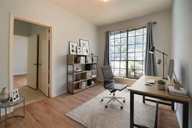 8055 Cambridge Street 101, Houston, TX 77054