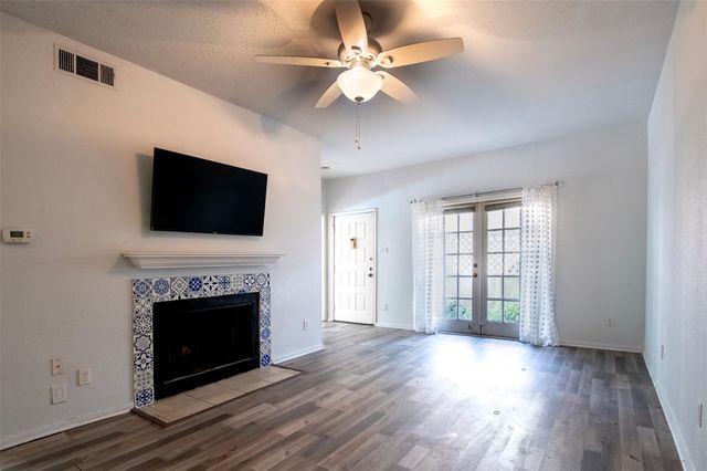 8055 Cambridge Street 101, Houston, TX 77054