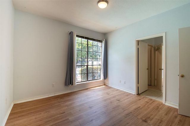 8055 Cambridge Street 101, Houston, TX 77054