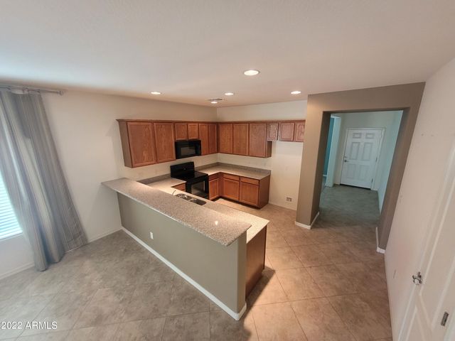 1274 W JAMAICA HOPE Way, San Tan Valley, AZ 85143