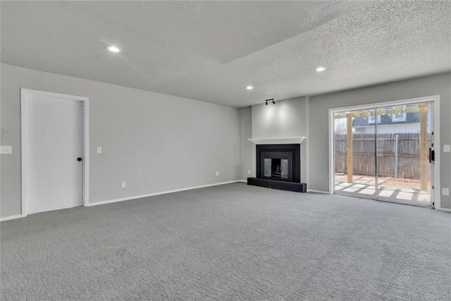 11329 N May Avenue, Oklahoma City, OK 73120