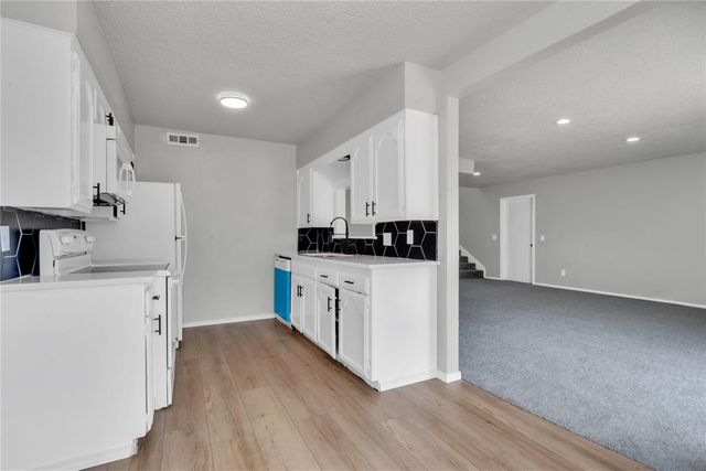 11329 N May Avenue, Oklahoma City, OK 73120