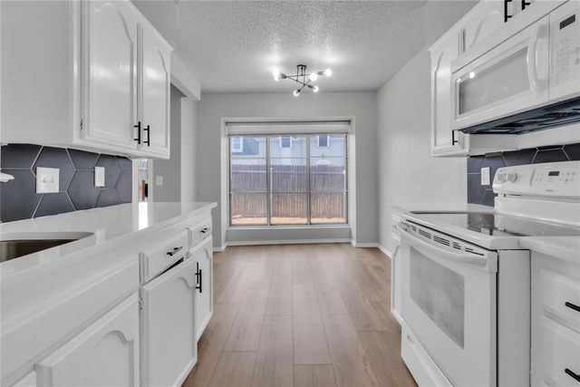 11329 N May Avenue, Oklahoma City, OK 73120