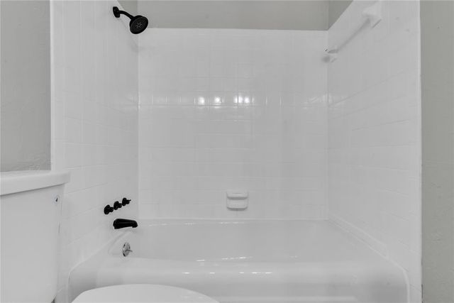 11329 N May Avenue, Oklahoma City, OK 73120