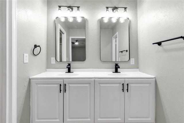 11329 N May Avenue, Oklahoma City, OK 73120