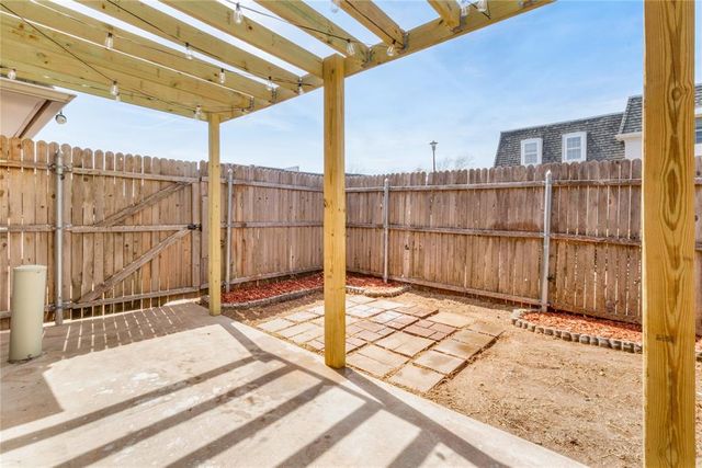 11329 N May Avenue, Oklahoma City, OK 73120