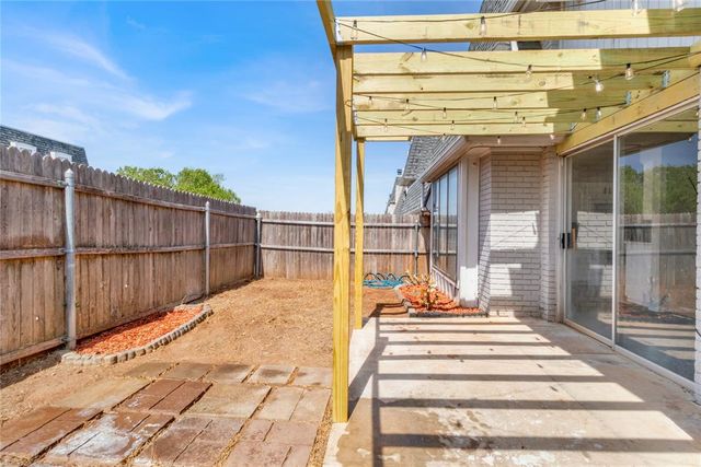 11329 N May Avenue, Oklahoma City, OK 73120