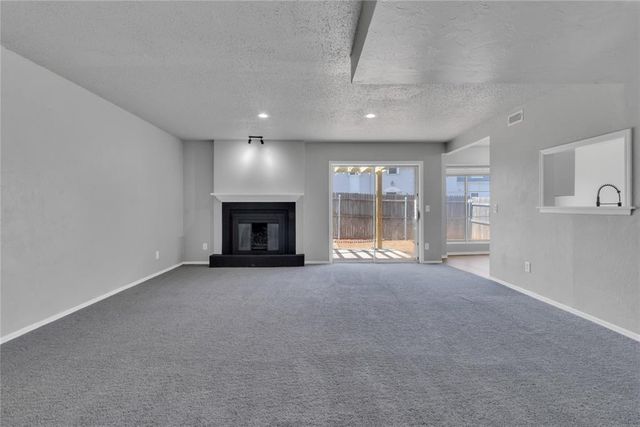 11329 N May Avenue, Oklahoma City, OK 73120