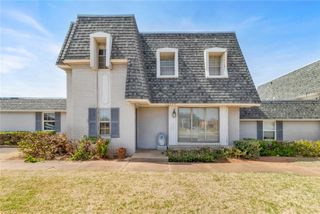 11329 N May Avenue, Oklahoma City, OK 73120