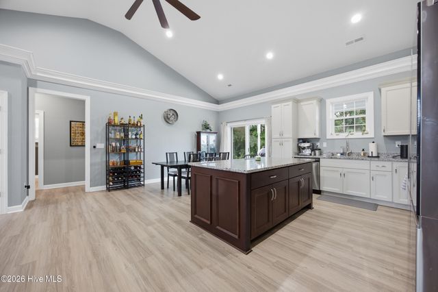 206 Pleasant Drive, Elizabeth City, NC 27909