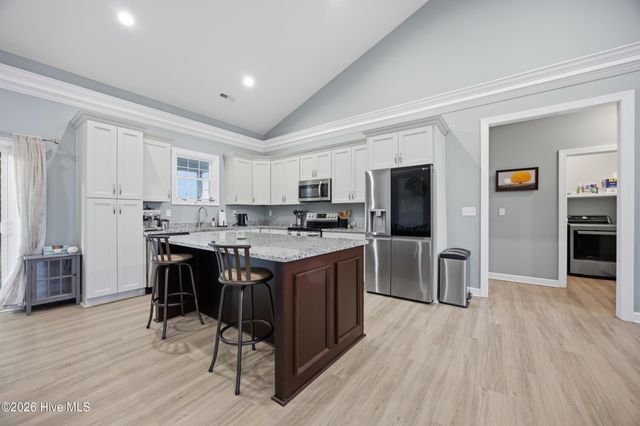 206 Pleasant Drive, Elizabeth City, NC 27909