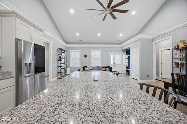 206 Pleasant Drive, Elizabeth City, NC 27909