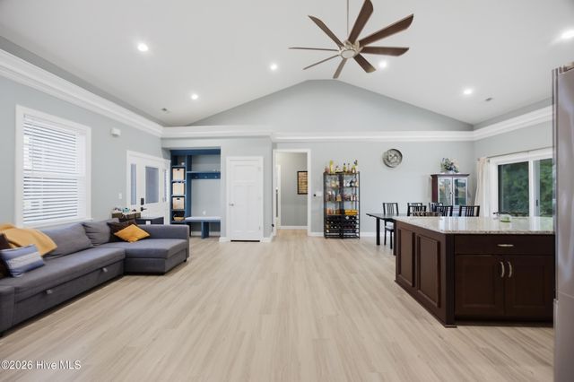 206 Pleasant Drive, Elizabeth City, NC 27909
