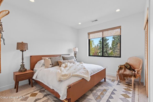 415 N 18th ST, Coeur D'alene, ID 83814