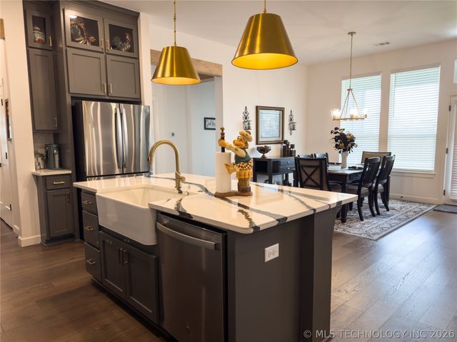 16174 S 89th East Avenue, Bixby, OK 74008