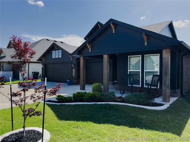 16174 S 89th East Avenue, Bixby, OK 74008